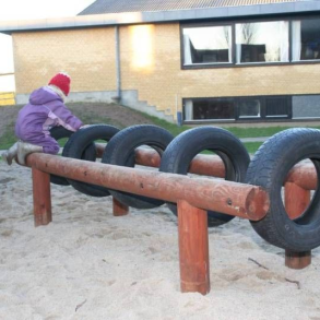 Tr�, Balanceredskab - D�ktunnel