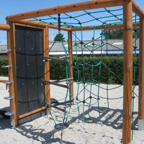 Tr, Klatreredskab 4-kant