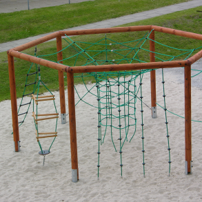 Tr, Klatreredskab 6-kant